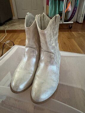 MIA GIRL COWBOY SHOES SIZE 3